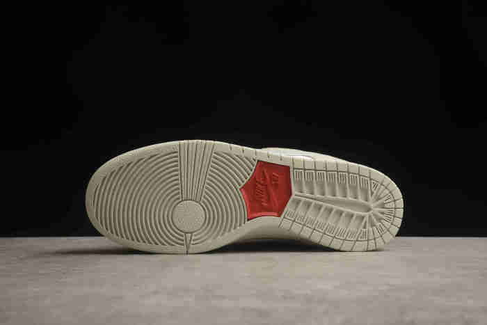 SB Dunk Low Valentine's Day Light Bone FZ5654-100