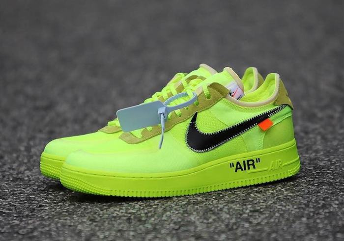 Off-White x Air Force 1 Low Volt 2.0 with Zip-Tie AO4606-700