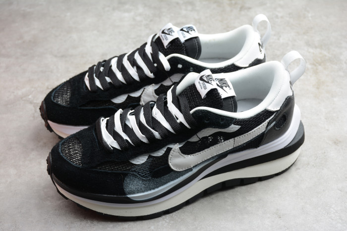LD Waffle / Sacai Black White B Grade BV0073 001