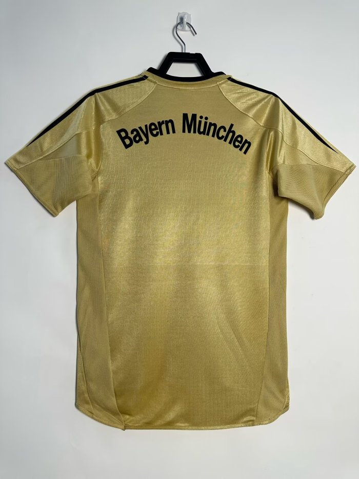 Bayern Munich Away Retro Jersey 2003/04