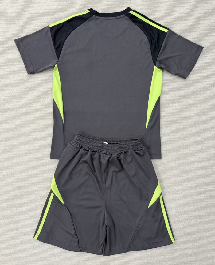 Celtic Goalkeeper Kids Suit 25/26