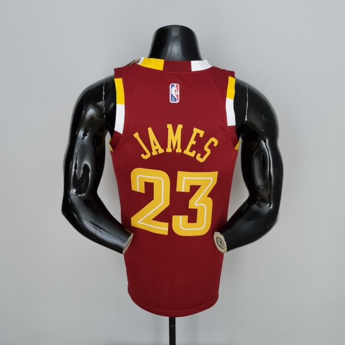 LeBron James Cleveland Cavaliers 2022 Urban Edition Swingman Jersey Red