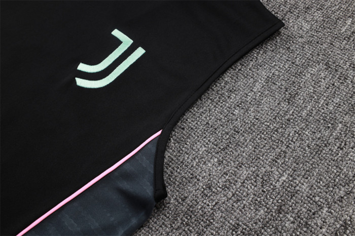 Juventus Training Jersey 25/26