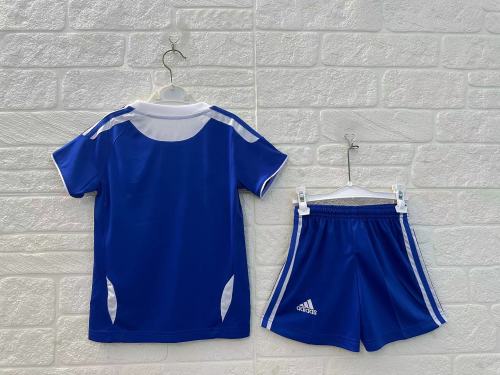 Chelsea Home Retro Kids Suit 2011/12