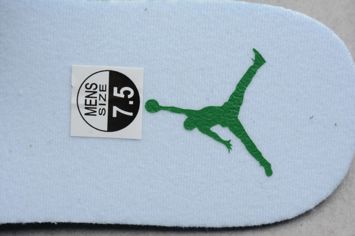 Air Jordan 1 Mid “Pine Green” 852542-301