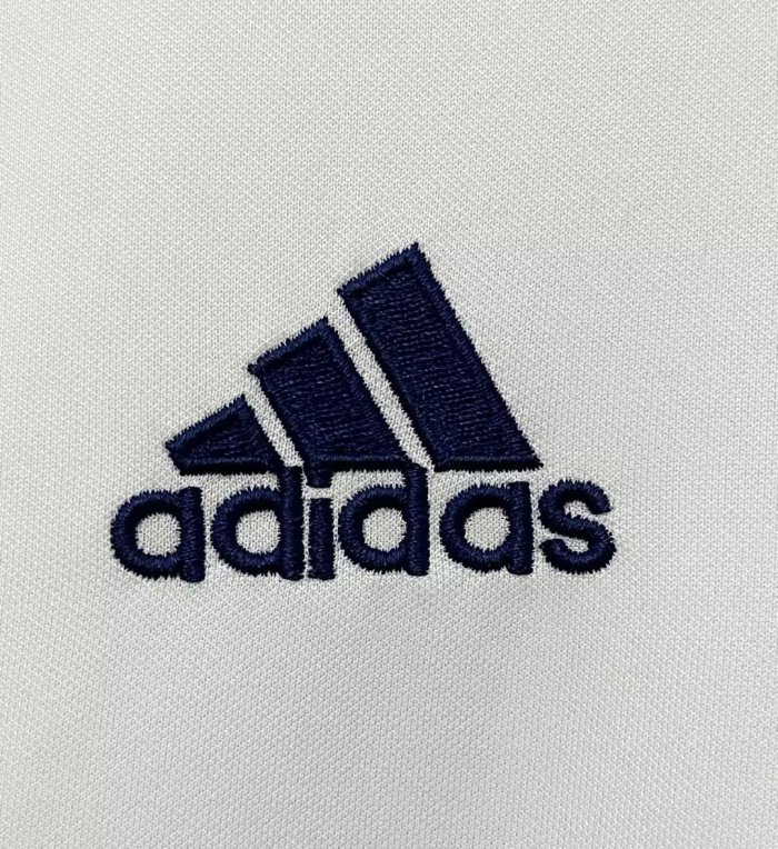 Real Madrid Home Retro Jersey 2016/17