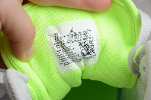 Air Jordan 1 Mid Vast Grey Ghost Green CV3018 - 001