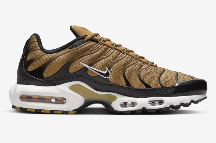 Air Max Plus “Golden Harvest” DM0032-700