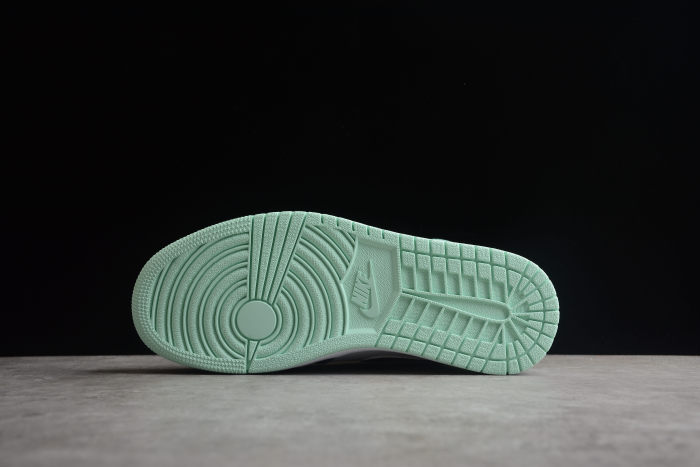 Jordan Air 1 Mid “Blue Mint”