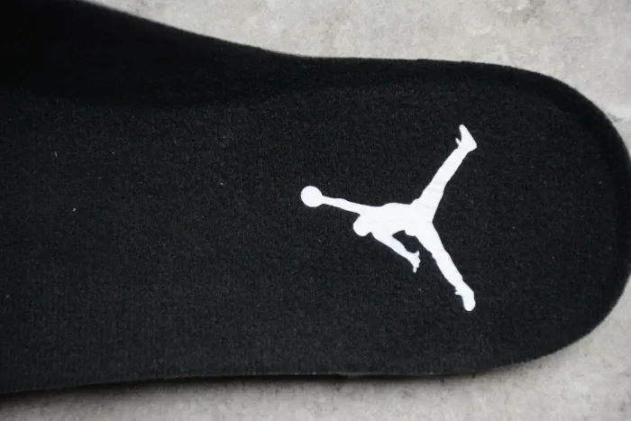 Air Jordan 11 “Concord” AJ11 378037-107