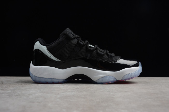 Air Jordan 11 Low “Infrared 23”AJ11 528895-023
