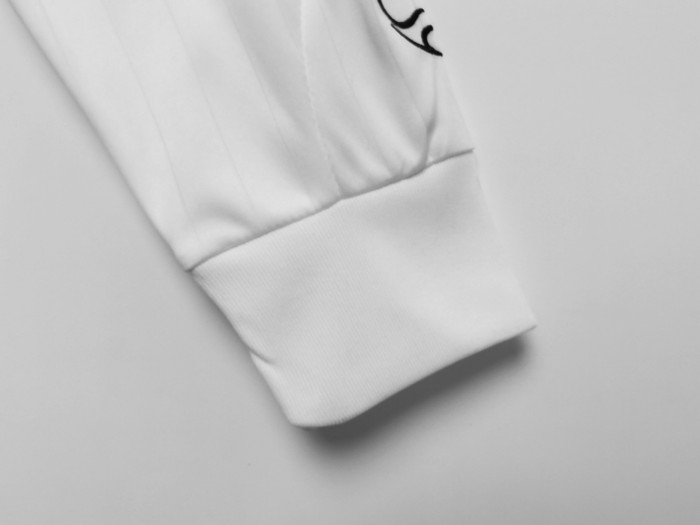 Real Madrid Home Long Sleeve Retro Jersey 2006/07
