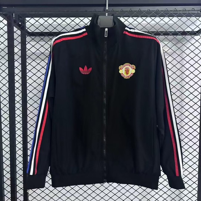Manchester United Training Windbreaker 2025