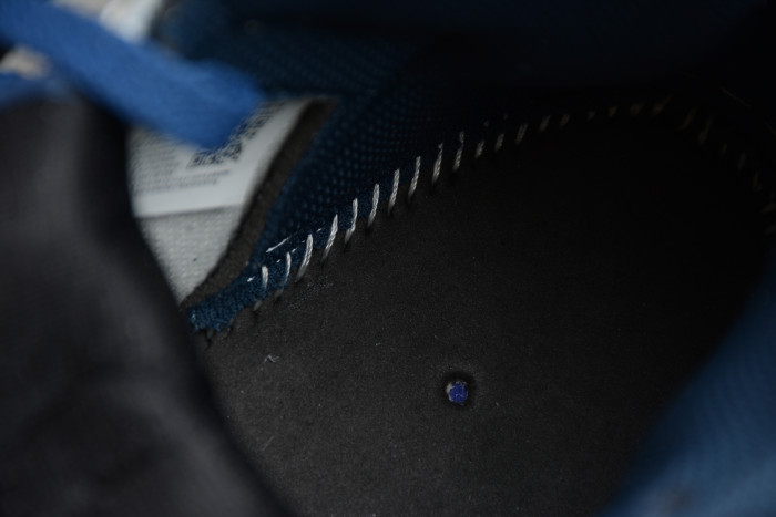 Air Jordan 1 Mid 'Jeter' AH6342-104