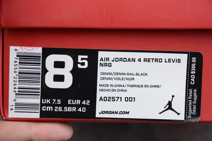 Levi's x Air Jordan 4 “Black” AO2571-001