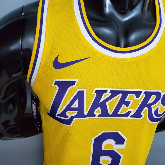 LeBron James Los Angeles Lakers 2020/21 Swingman Jersey Yellow