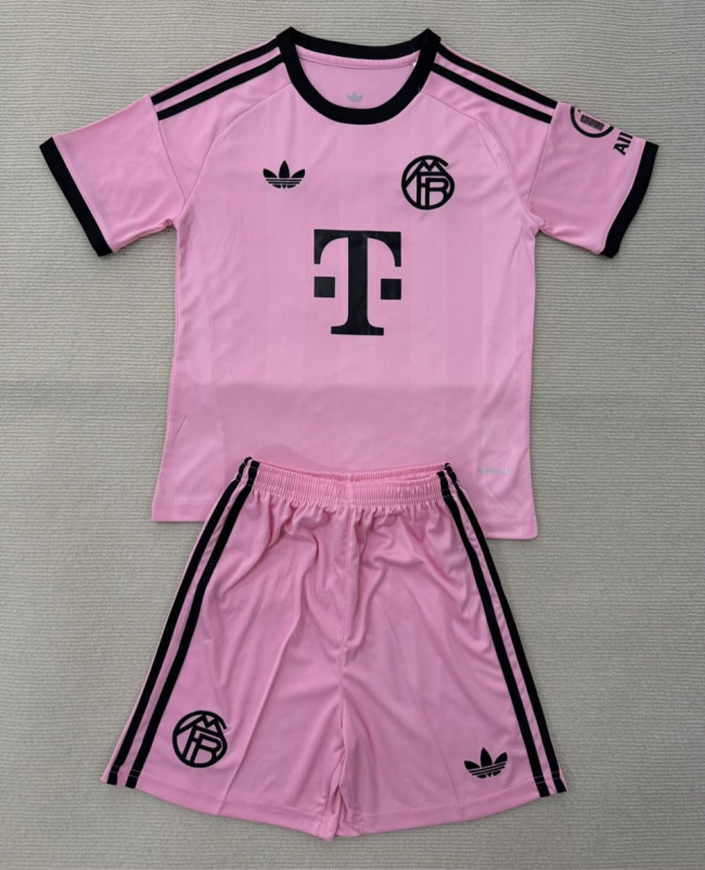 Bayern Munich Goalkeeper Kids Suit 25/26