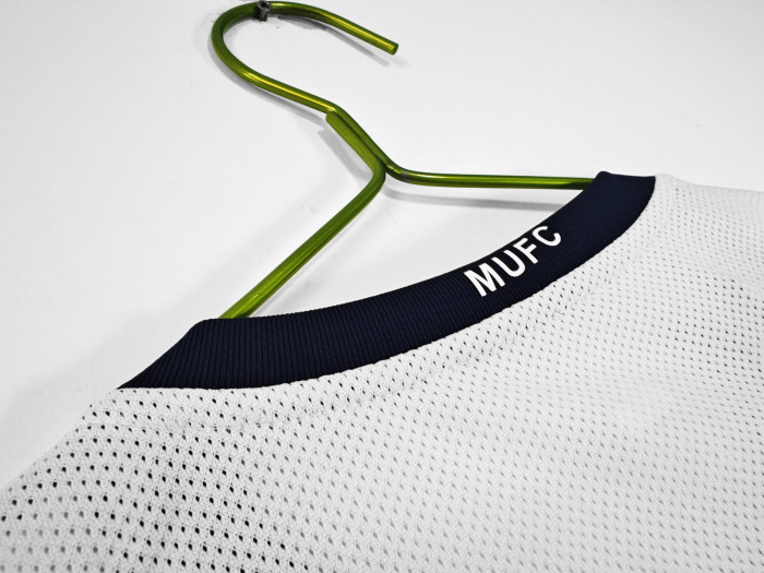 Manchester United Away Retro Long Sleeve Jersey 2008/09