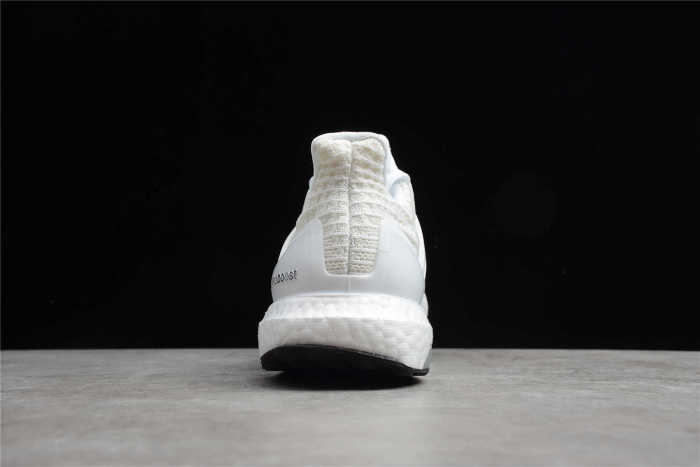 UltraBOOST 4.0 Continental Footwear White BB6168