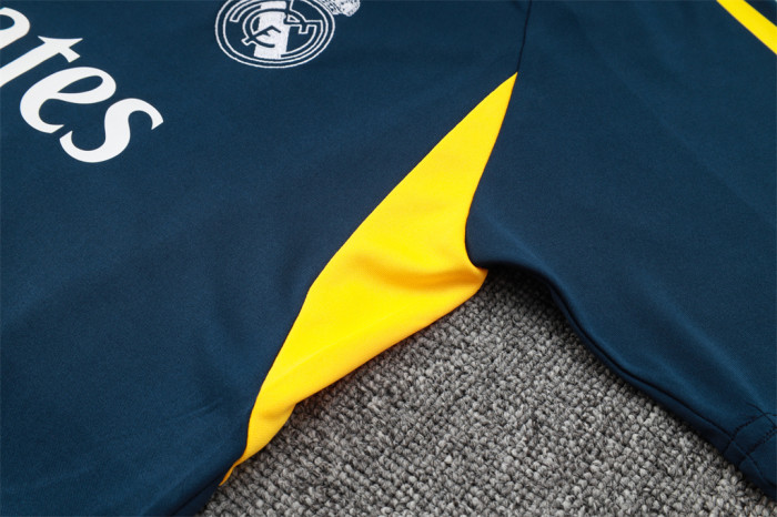 Real Madrid Training Jersey 23/24