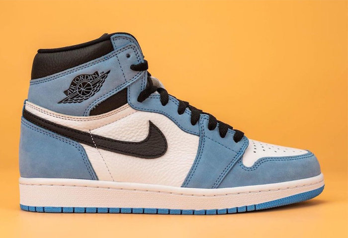 Air Jordan 1 High “University Blue” 555088-134