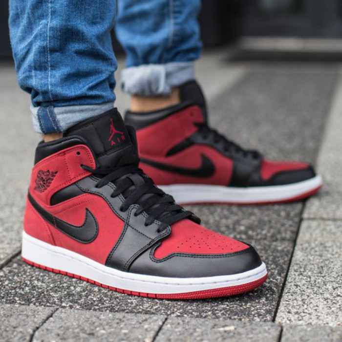 Air Jordan 1 Mid/Air Mid/Black/554724-054