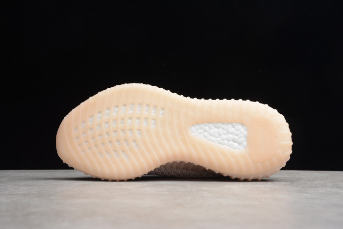 Yeezy 350 V2“Antlia ” FV5578