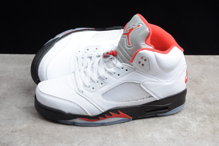 Air Jordan 5 “Fire Red” DA1911-102