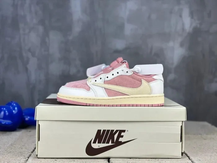 Travis Scott x Air Jordan 1 Low Pink White