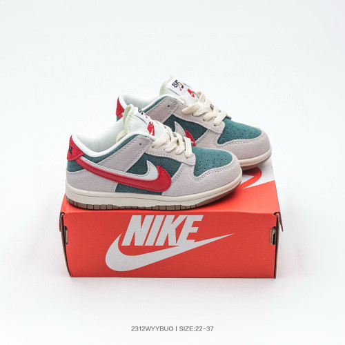 NIKE SB Dunk Low sports casual low-top sneakers double hook beige red and green
