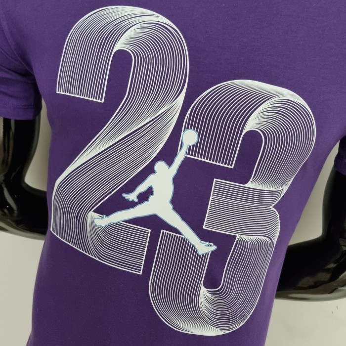 LeBron James Casual T-shirt Purple