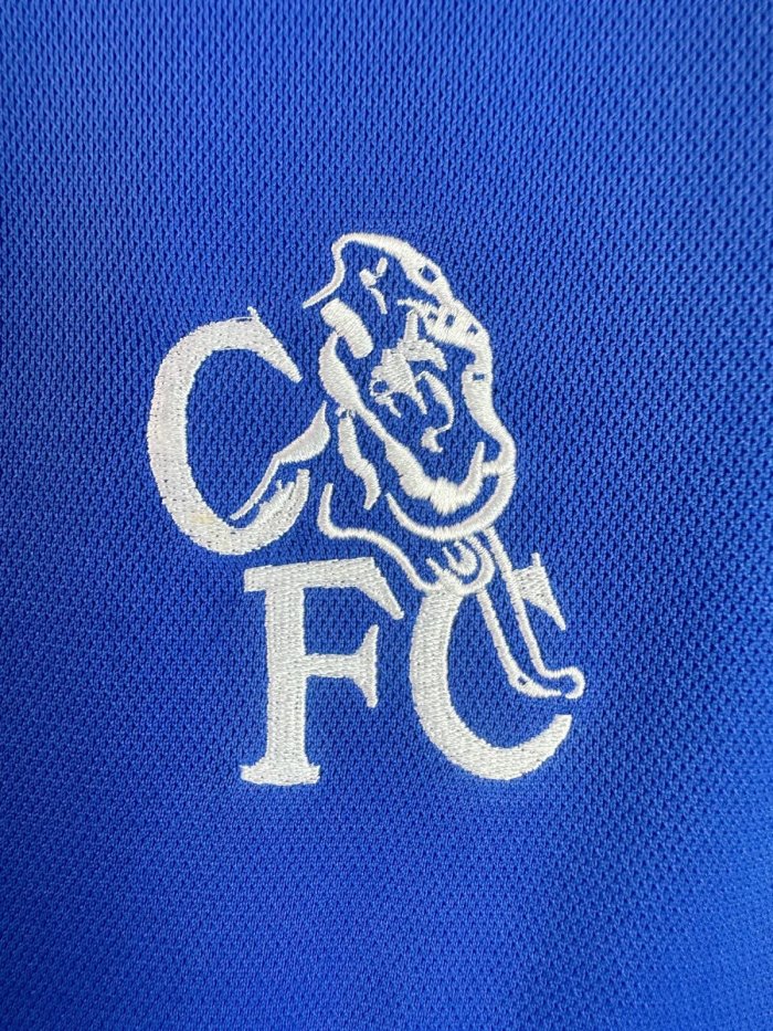 Chelsea Home Retro Jersey 2001/03