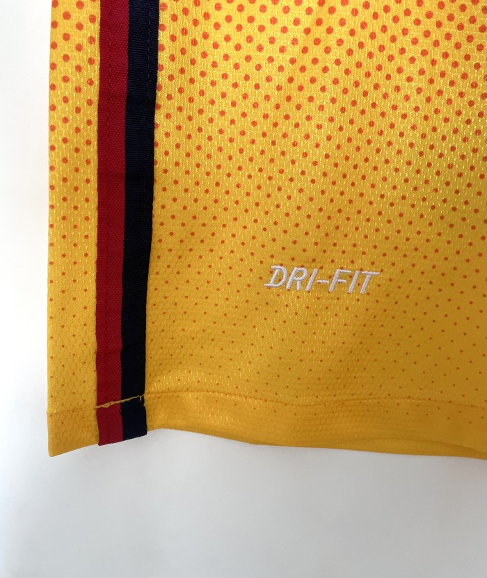 Barcelona Away Retro Jersey 2012/13