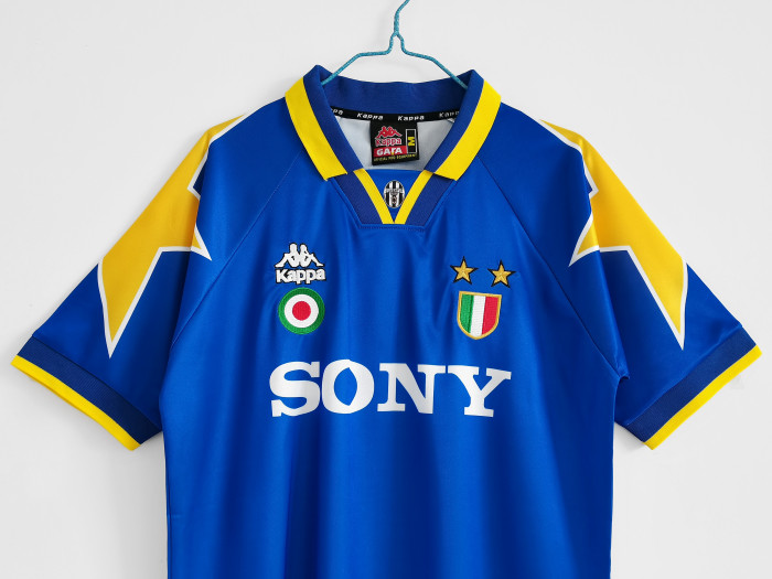 Juventus Away Retro Jersey 95/96