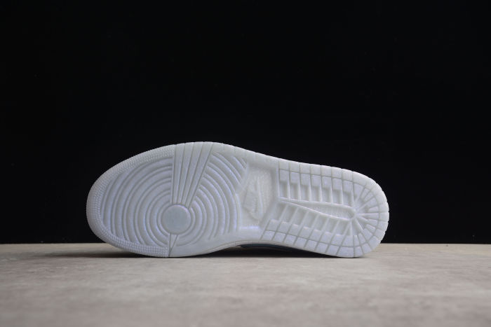 Air Jordan 1 Low Dare To Fly FB1874-101