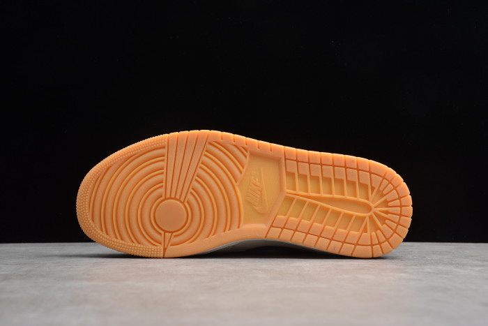 Air Jordan 1 Mid 'Jeter' AH6342-104