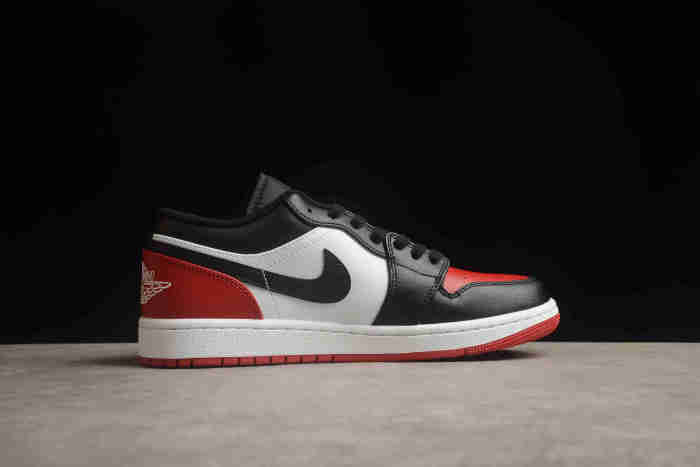 Air Jordan 1 Low Bred Toe 553558 - 161