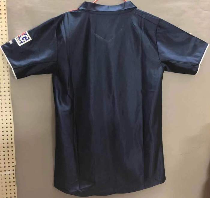 Paris Saint Germain Home Retro Jersey 2001/02