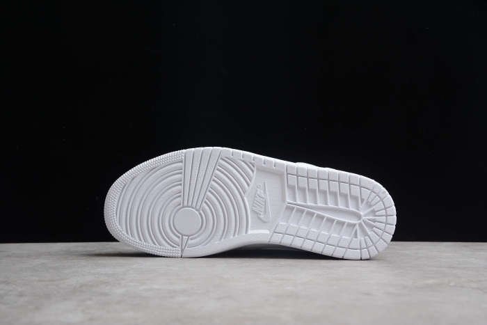 Air Jordan 1 Mid Triple White 554724-136