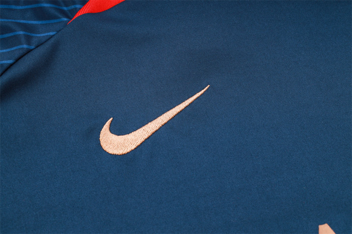 Paris Saint-Germain Training Jersey 23/24