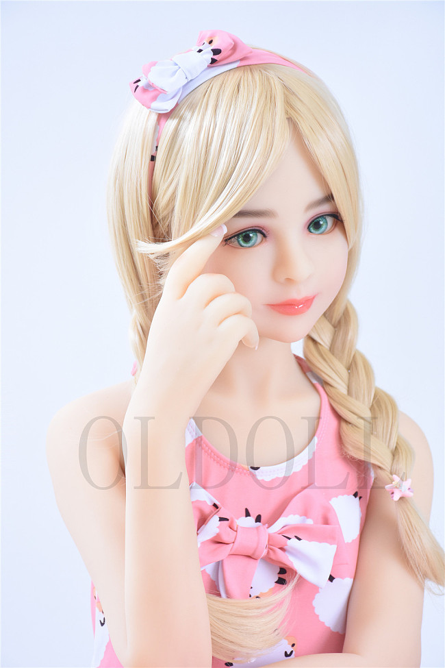 AXBDOLL  A13 ロリ系 TPE製リアルラブドール （掲載画像140cm バスト平ら 貧乳）