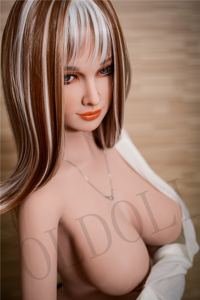 Irontechdoll 157cm Hカップ Hellen Tannedヘッド tpeラブドール