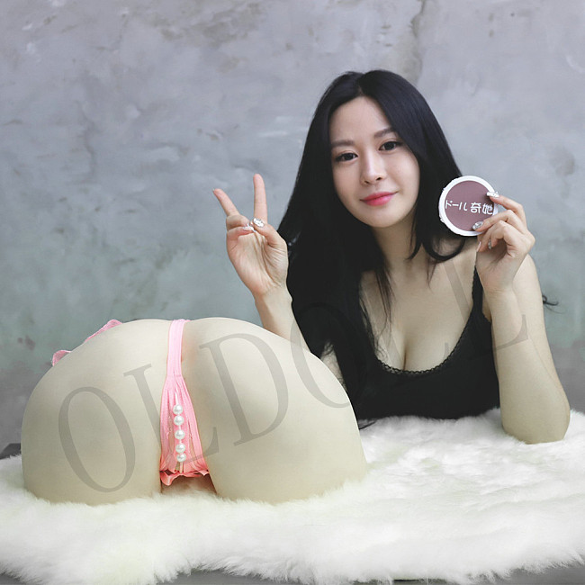 Qita Doll 【韓国ネット名人「彩彬」の型取り 】最新作 オナホール ホール お尻 等身大 TPE製 非貫通 肉厚 1:1 腰振名器 美尻 ぐちょ濡れ アダルト セックス
