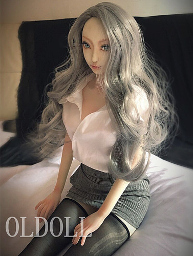 Mini Doll ミニドール 高級シリコン製 N10ヘッド 72cm 軽量化 3.5kg セックス可能 収納が便利 使いやすい 普段は鑑賞用 小さいラブドール 女性素体 フィギュア cosplay