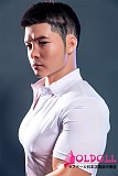 Qita Doll 最新作 シームレスドール 170CM 元さん お口開閉機能付き フルシリコン製 筋肉タイプ 男性ラブドール ペニス一体式 宣伝画像ライトブラウン肌色 等身大リアルドール イケメン
