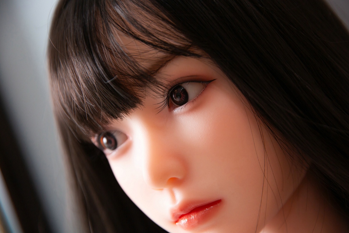 シリコン美少女ダッチワイフ