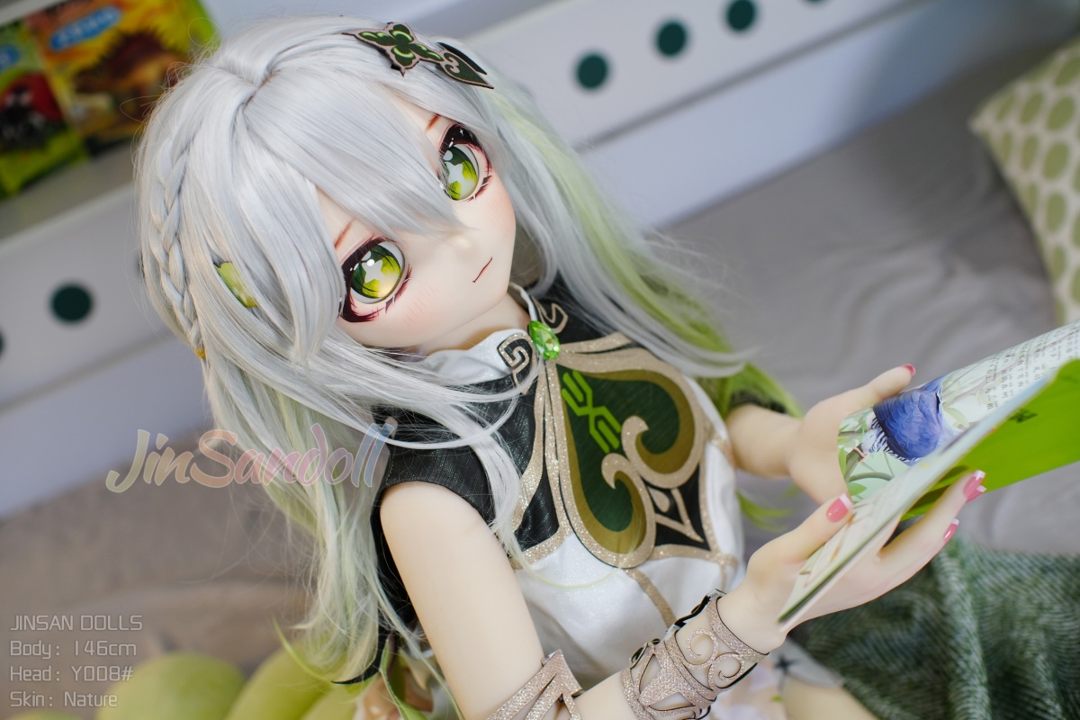 コスプレ等身大人形