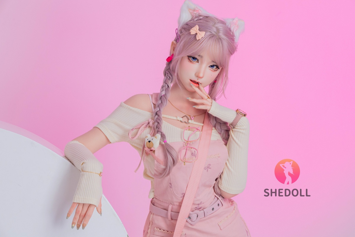 等身大フィギュア風ドール