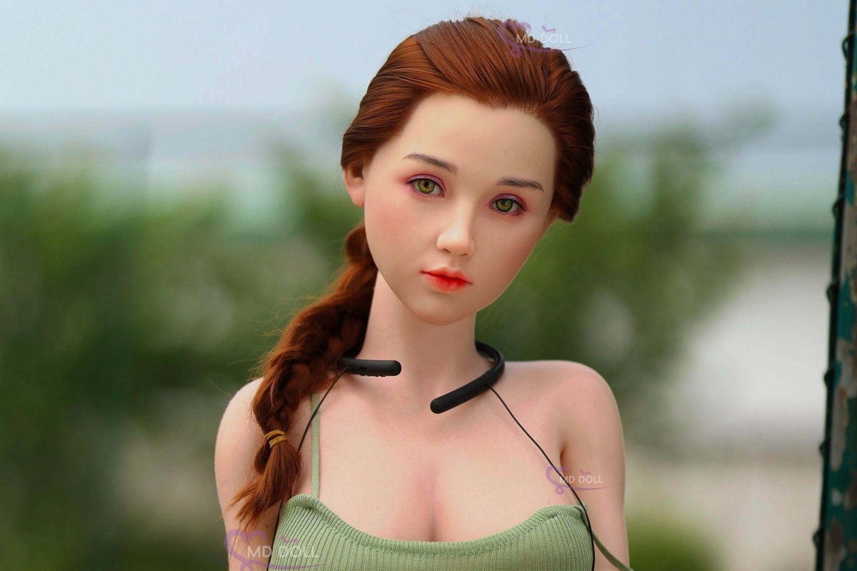 運動女子ラブドール