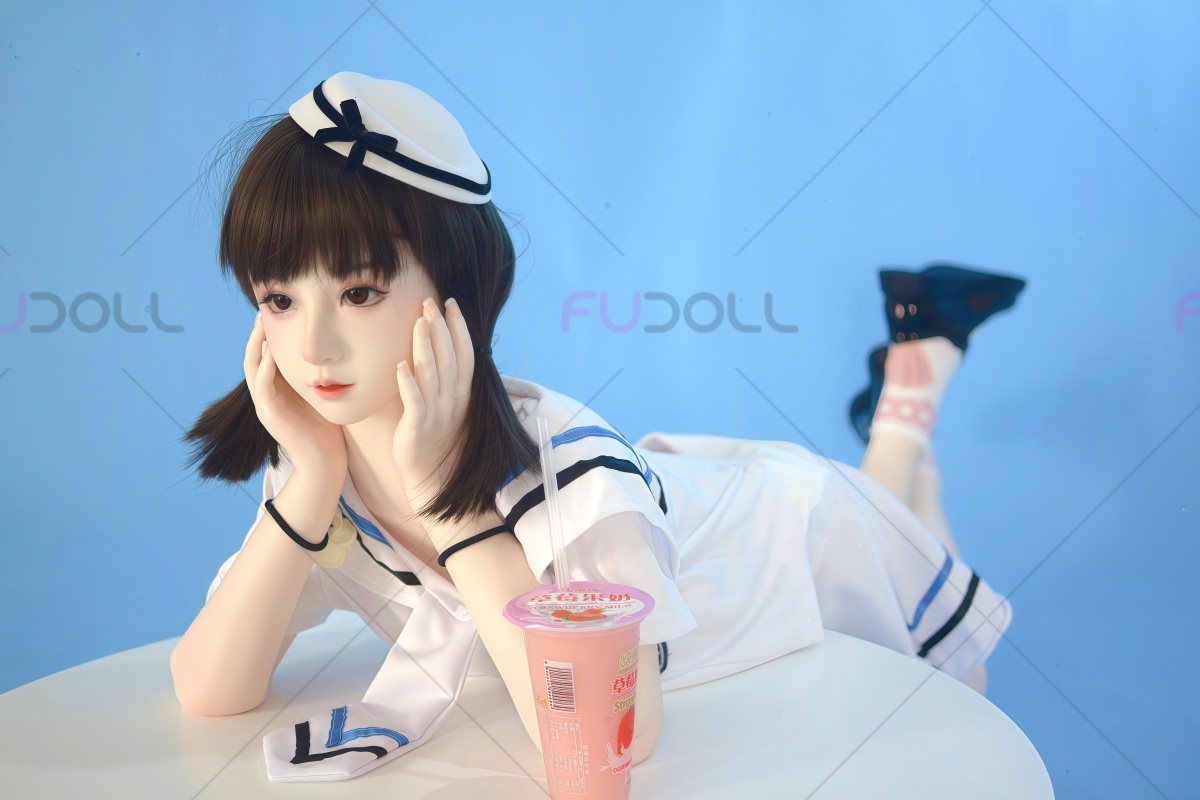 ピュア系ラブドール